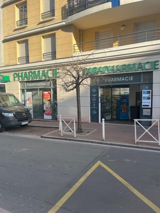Magnifique Duplex 45 M2 Aux Portes De Paris Metro Barbara A 30Mn Expo Porte De Versailles Μονρούζ Εξωτερικό φωτογραφία