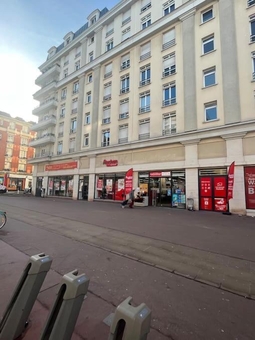 Magnifique Duplex 45 M2 Aux Portes De Paris Metro Barbara A 30Mn Expo Porte De Versailles Μονρούζ Εξωτερικό φωτογραφία