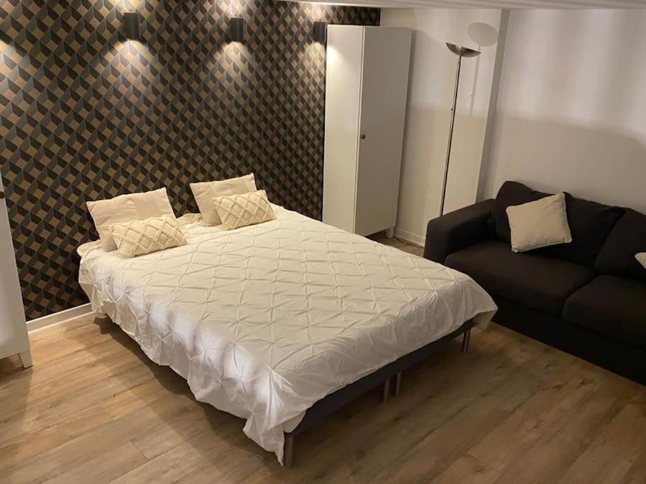 Magnifique Duplex 45 M2 Aux Portes De Paris Metro Barbara A 30Mn Expo Porte De Versailles Μονρούζ Εξωτερικό φωτογραφία