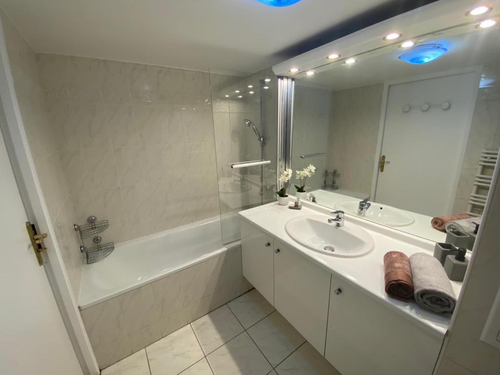 Magnifique Duplex 45 M2 Aux Portes De Paris Metro Barbara A 30Mn Expo Porte De Versailles Μονρούζ Εξωτερικό φωτογραφία